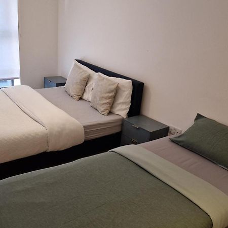 Modern-New Build Apartment In Birmingham Dış mekan fotoğraf